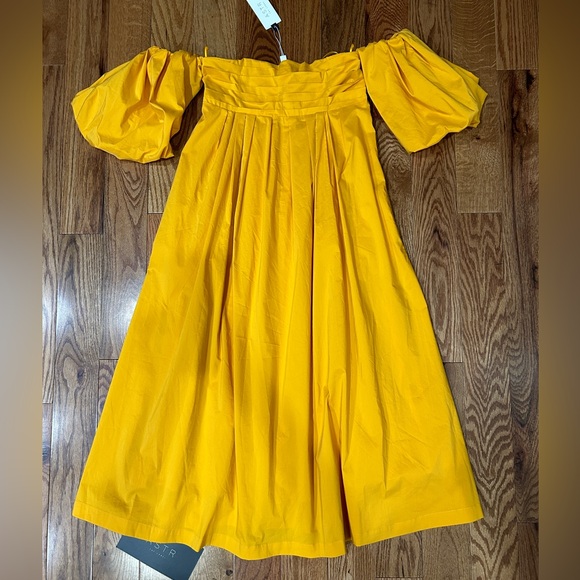 ASTR the Label, Off Shoulder Yellow Dress XS NWT - Picture 2 of 7
